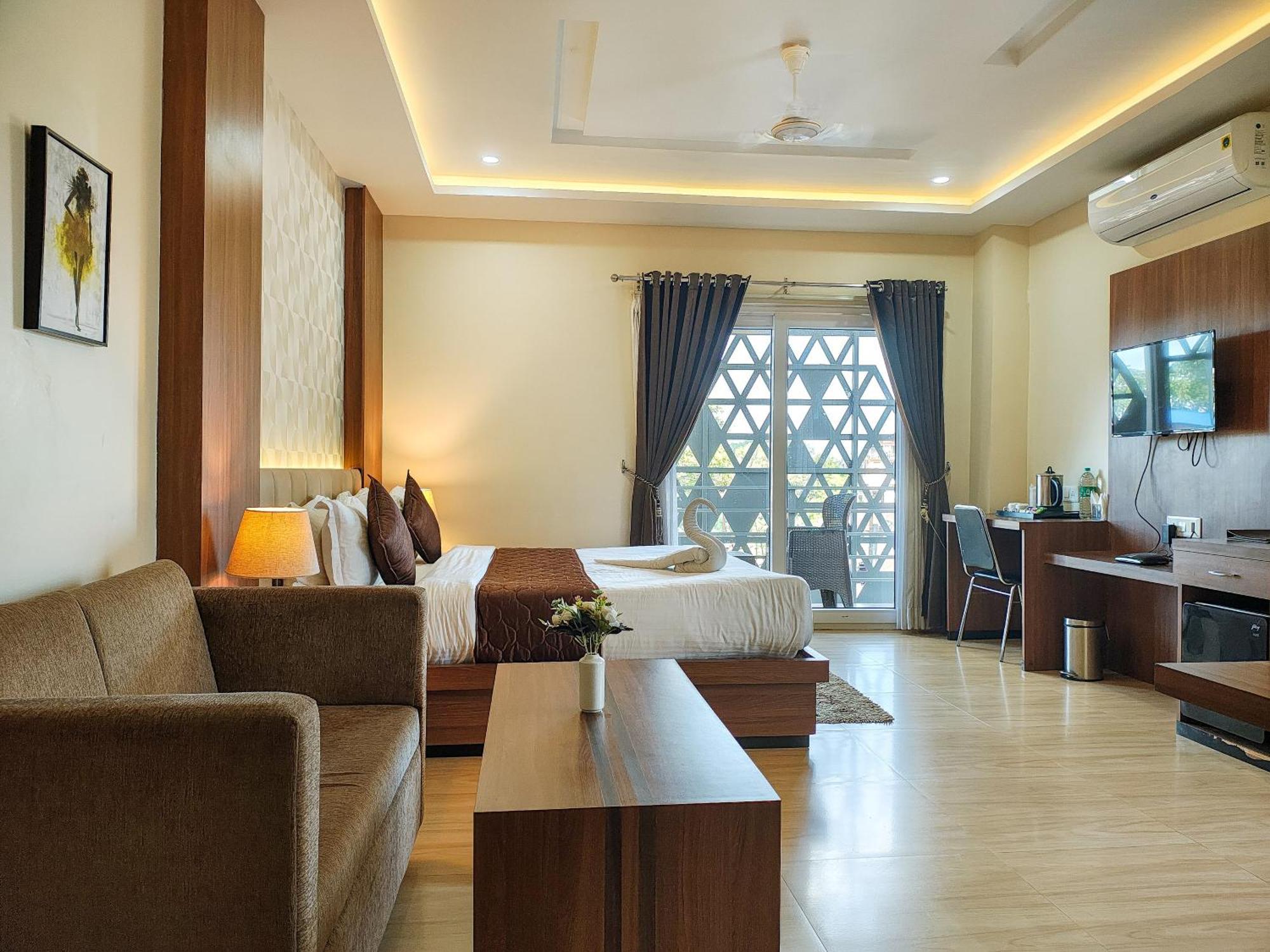 Hotel Bliss Jorhāt Exteriér fotografie